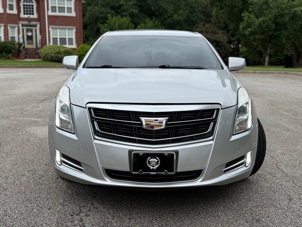 2016 Cadillac XTS Image 2