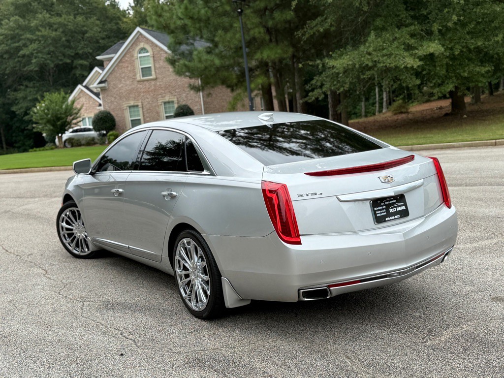 2016 Cadillac XTS Image 6