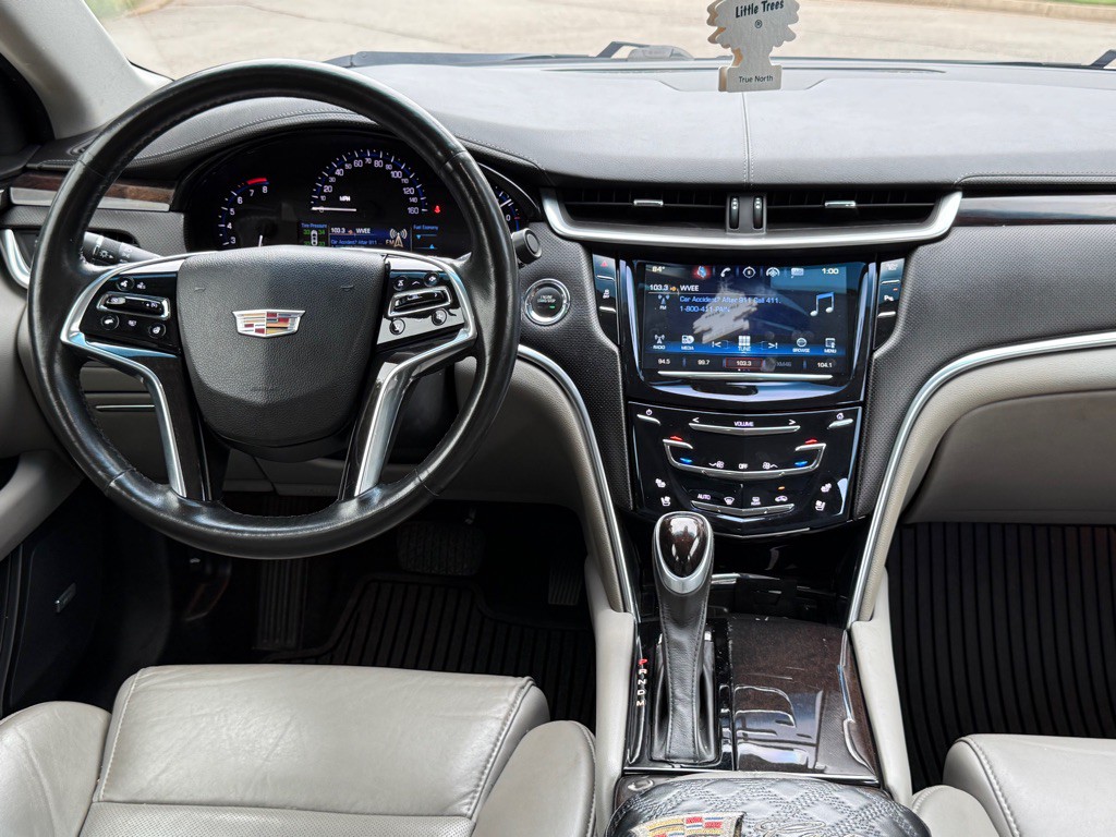 2016 Cadillac XTS Image 16