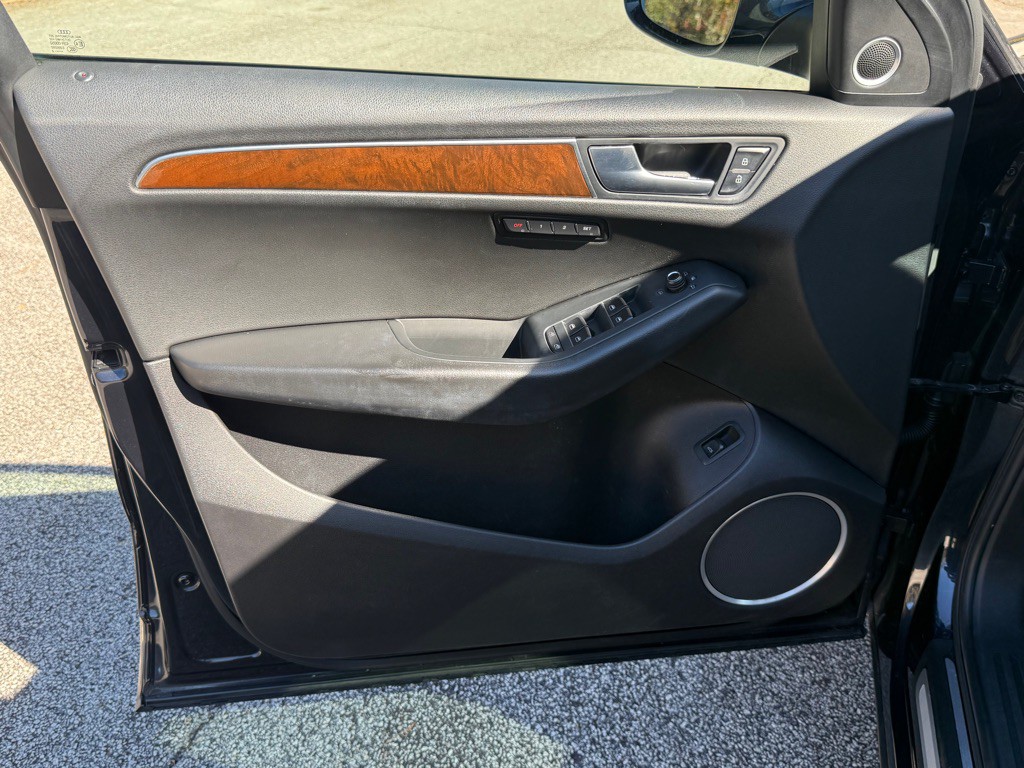 2012 Audi Q5 Image 8