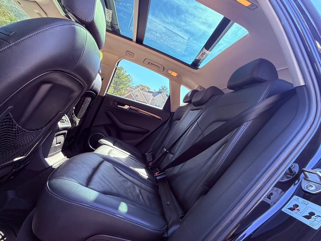 2012 Audi Q5 Image 9