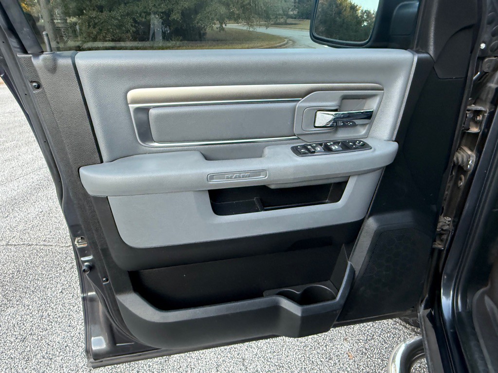 2018 RAM 1500 Image 8