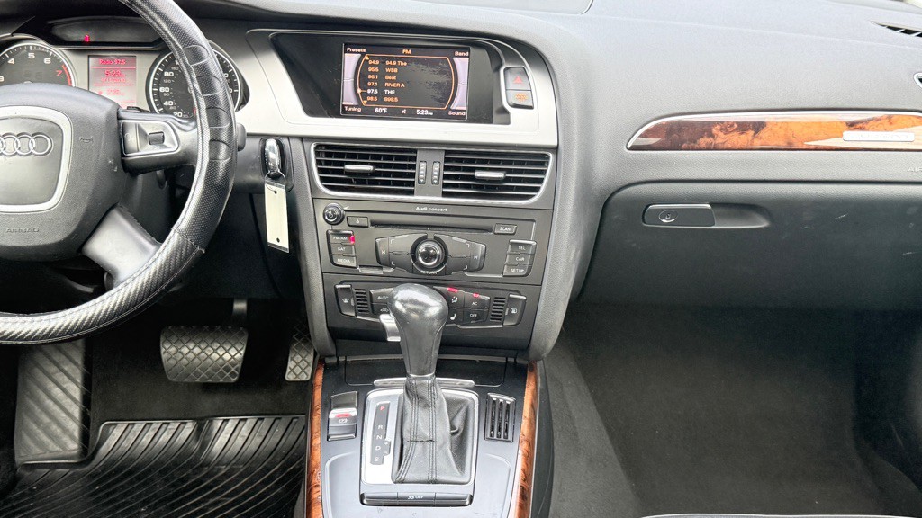 2012 Audi A4 Image 17