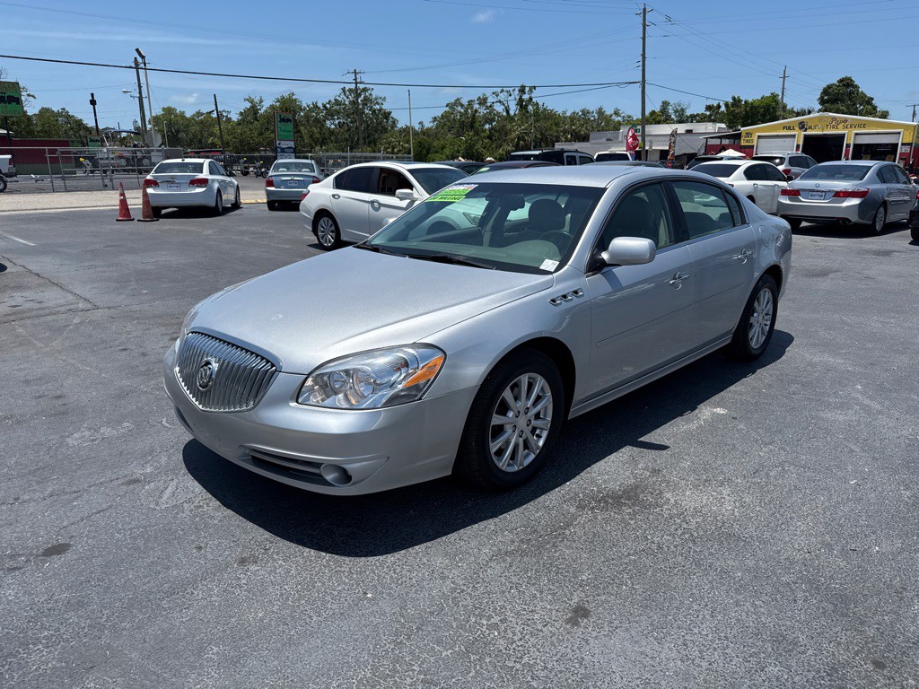 2010 Buick Lucerne Image 16