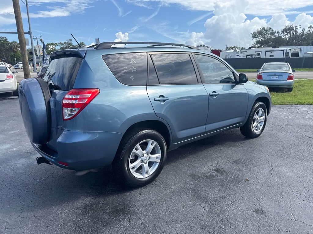 2012 Toyota Rav4 Image 8
