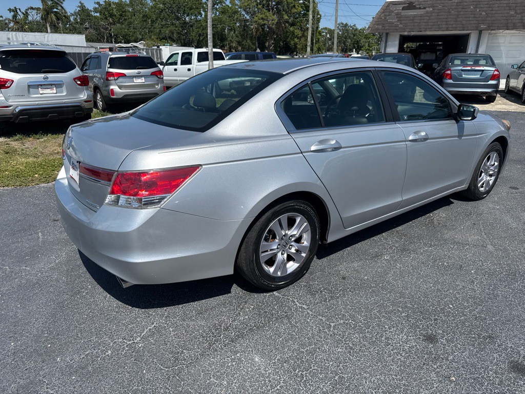 2009 Honda Accord Image 8