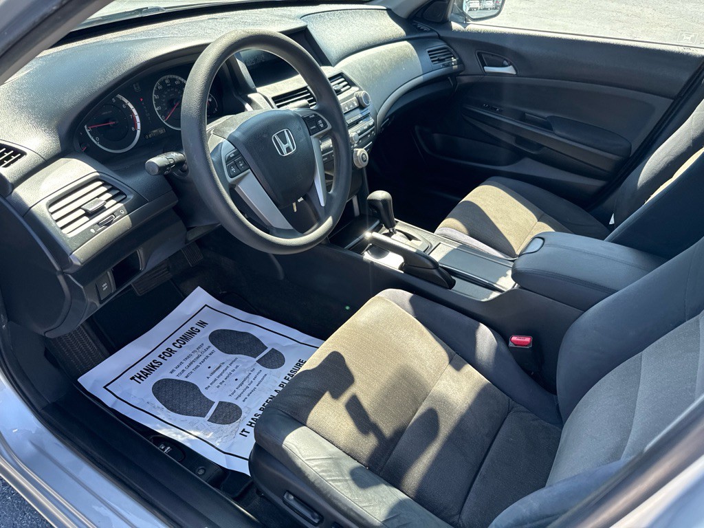 2009 Honda Accord Image 10