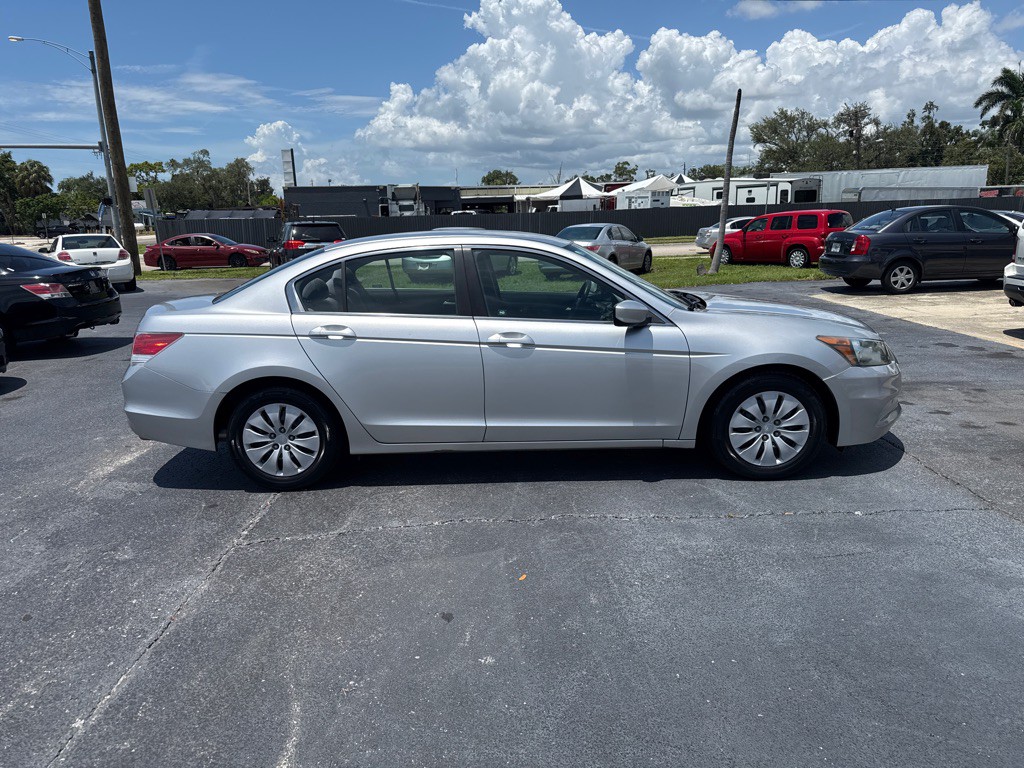 2012 Honda Accord Image 9