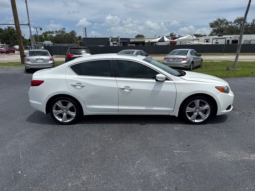 2015 Acura ILX Image 9
