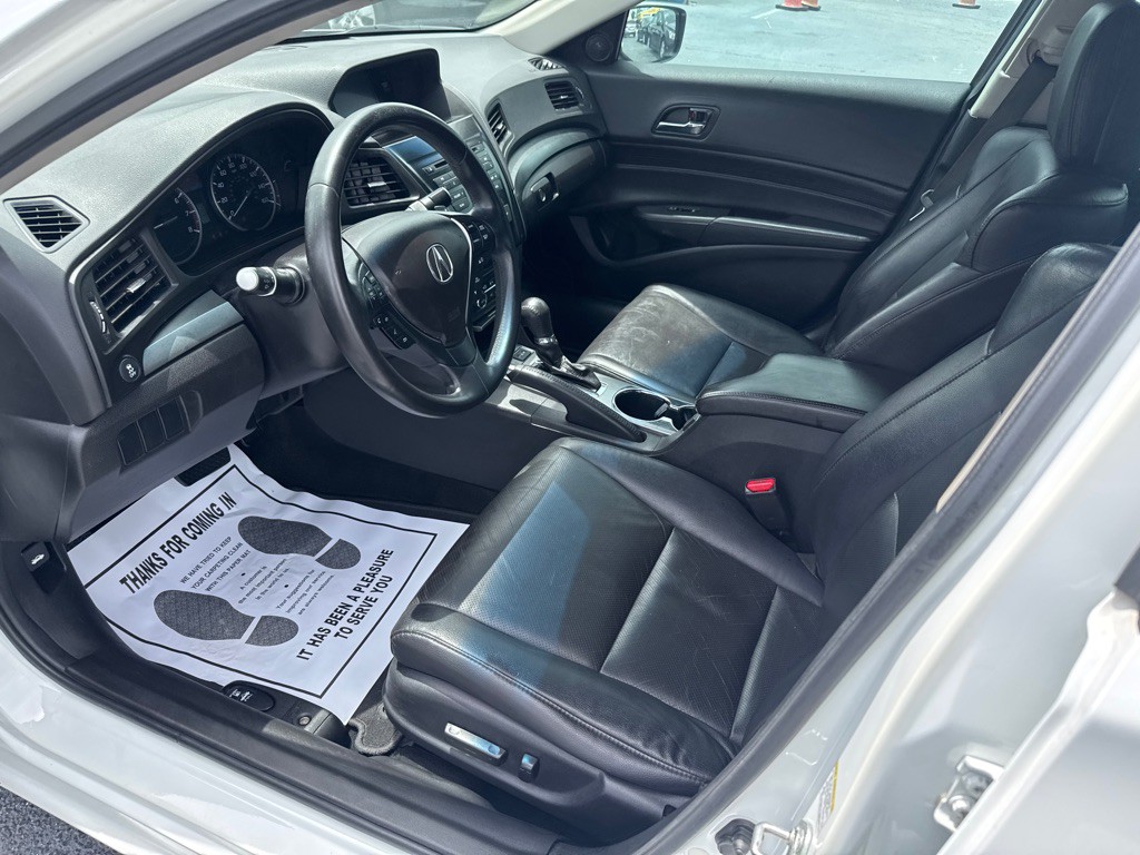 2015 Acura ILX Image 10
