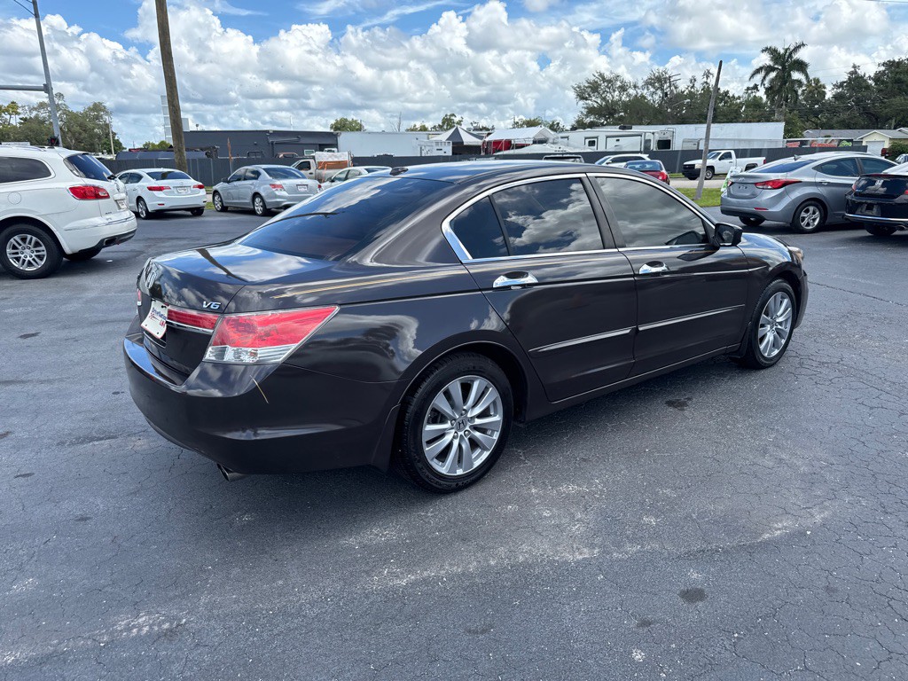 2011 Honda Accord Image 8