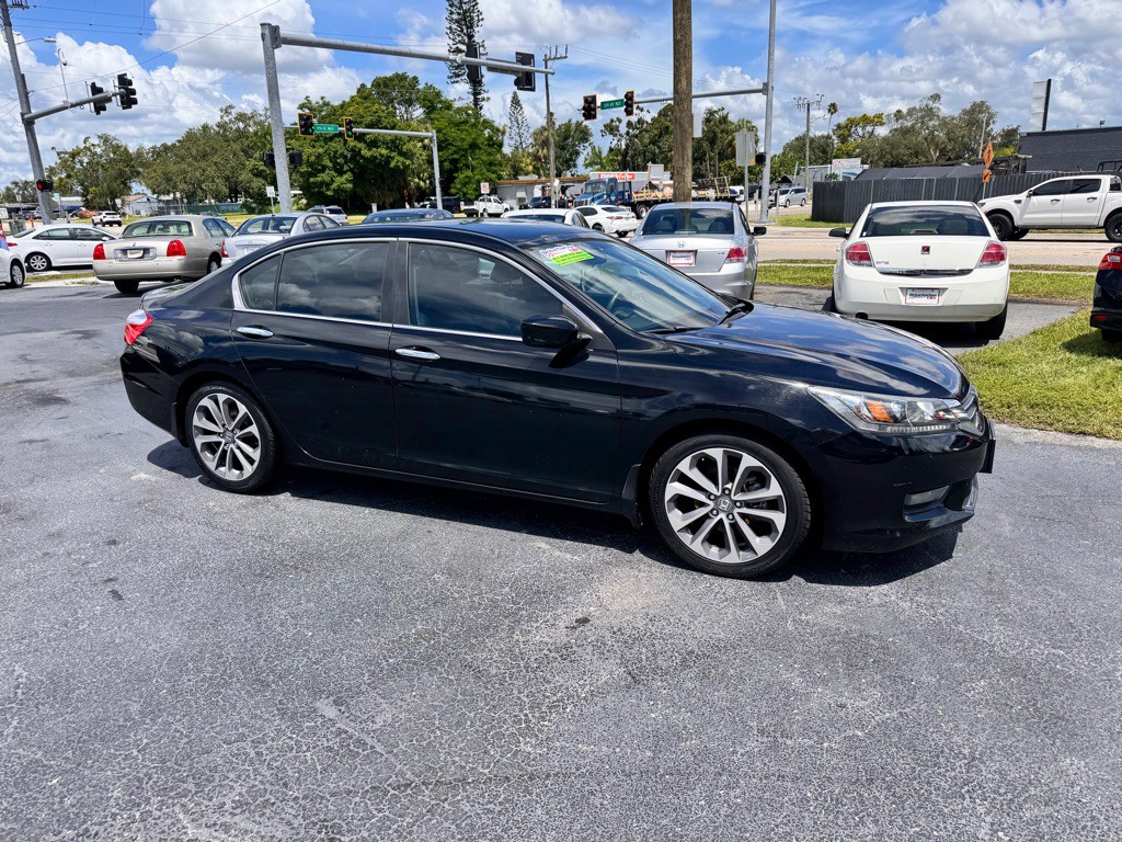 2015 Honda Accord Image 2