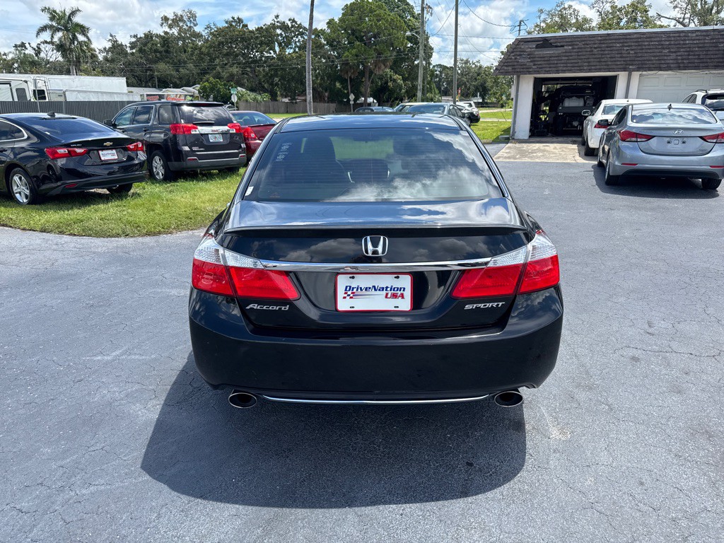 2015 Honda Accord Image 7