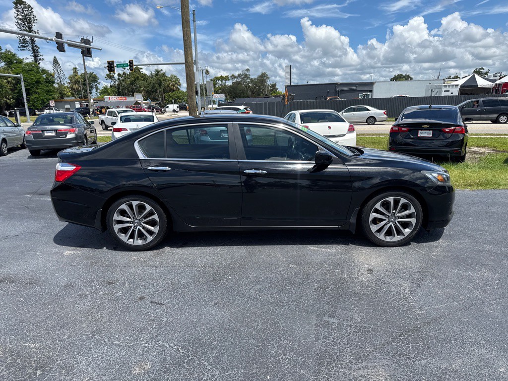 2015 Honda Accord Image 9
