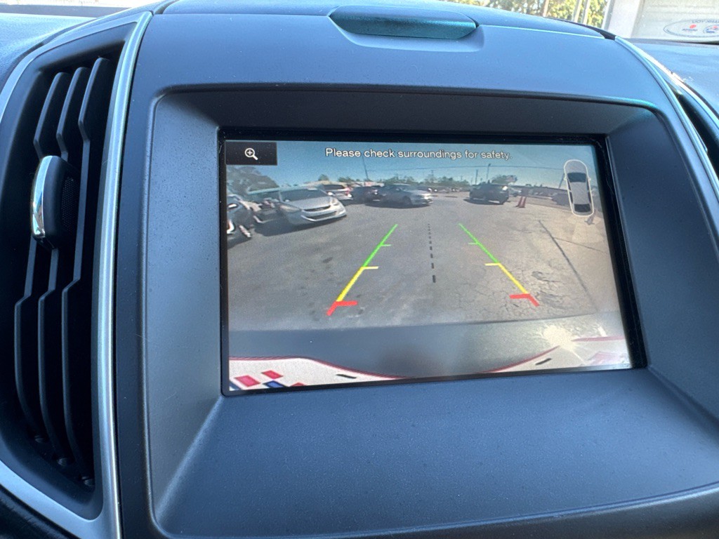 2015 Ford Edge Image 15