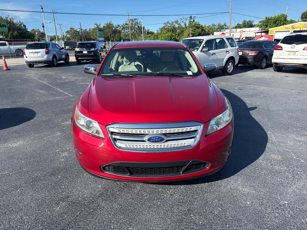 2011 Ford Taurus Image 5