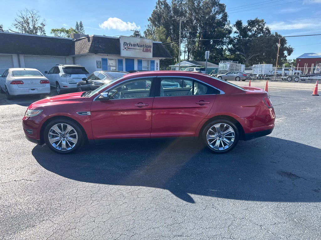 2011 Ford Taurus Image 7