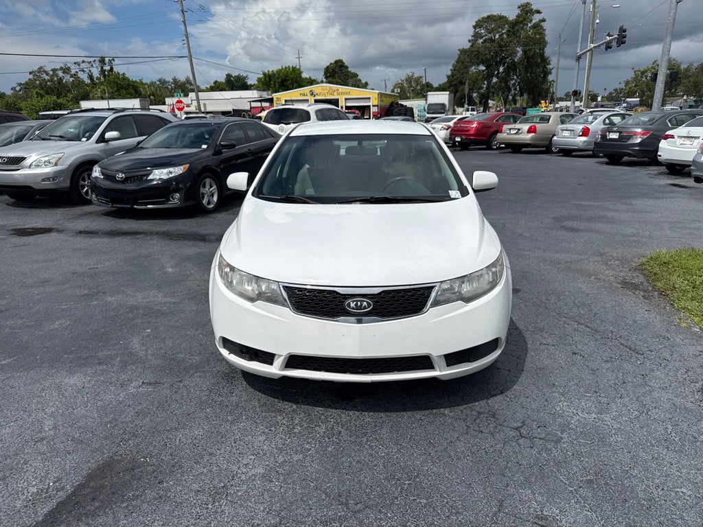 2011 Kia Forte Image 3