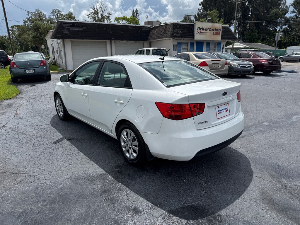 2011 Kia Forte Image 5