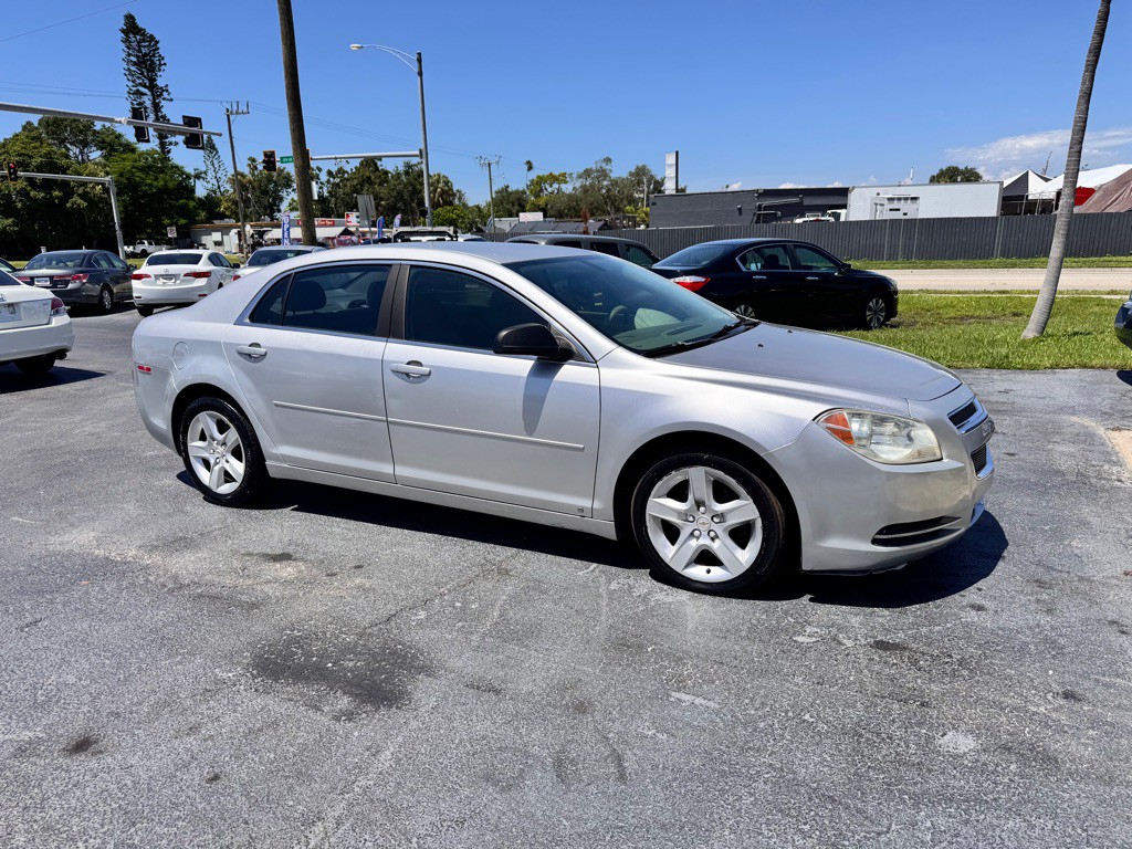 2009 Chevrolet Malibu Image 3