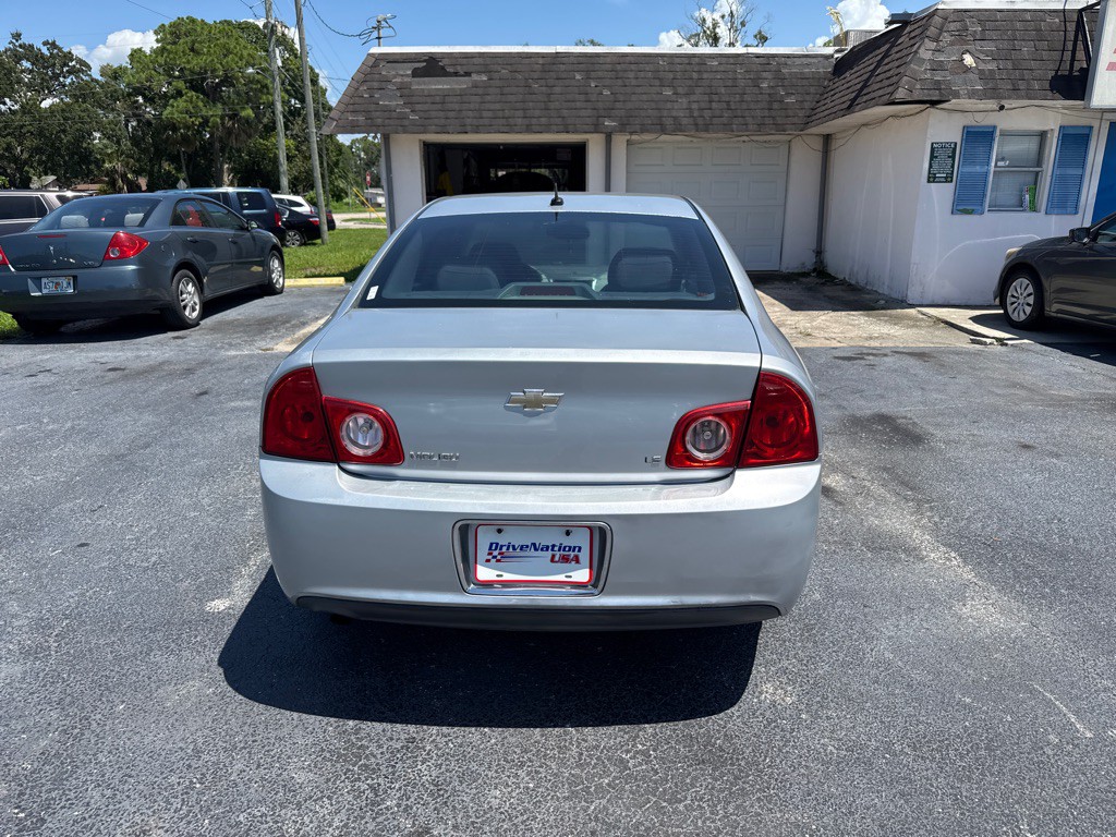 2009 Chevrolet Malibu Image 8
