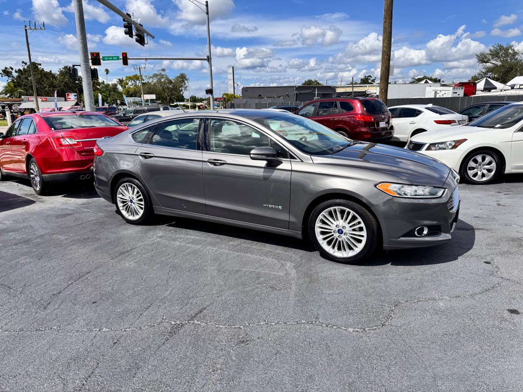 2014 Ford Fusion Image 1