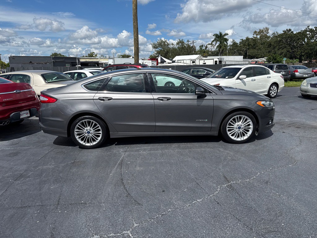 2014 Ford Fusion Image 8