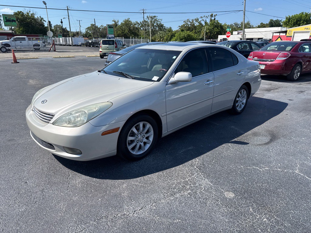 2004 Lexus ES Image 5