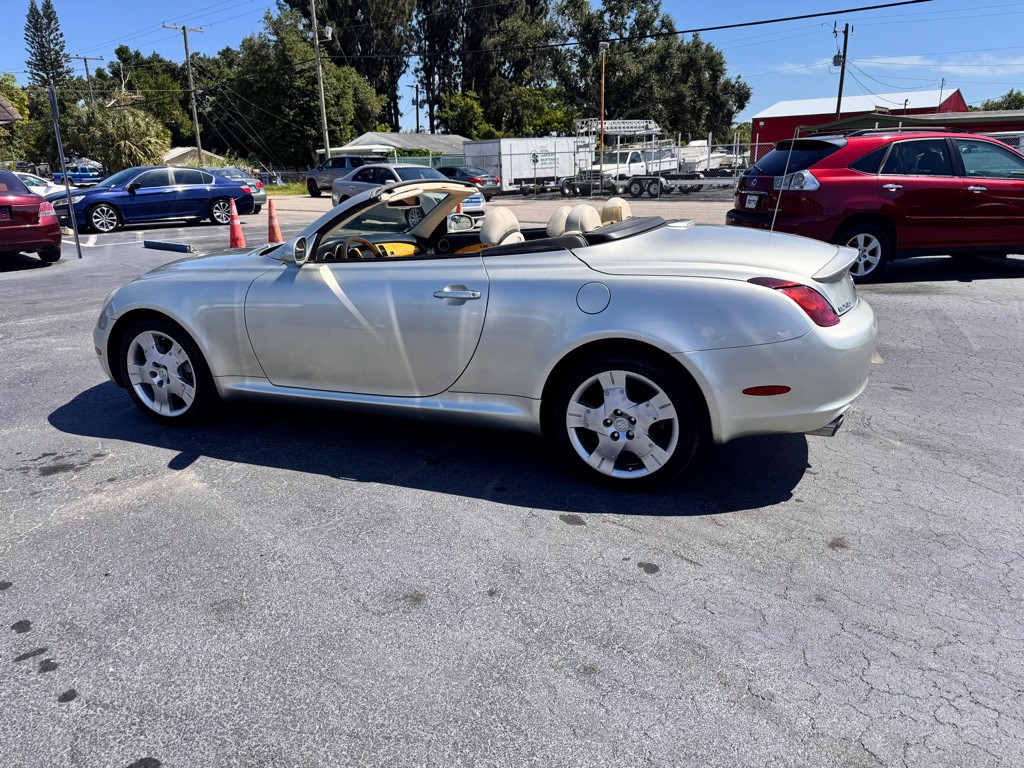 2005 Lexus SC Image 7