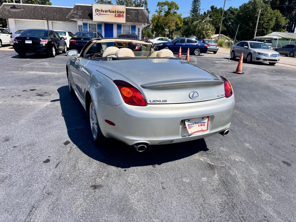 2005 Lexus SC Image 8
