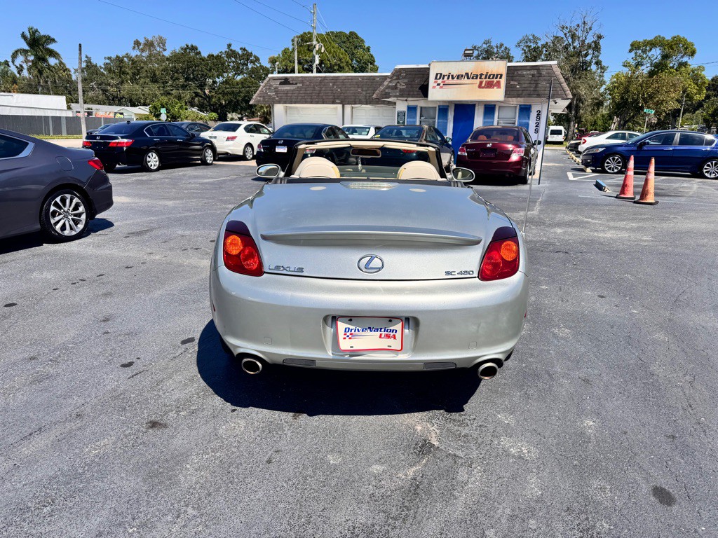 2005 Lexus SC Image 9