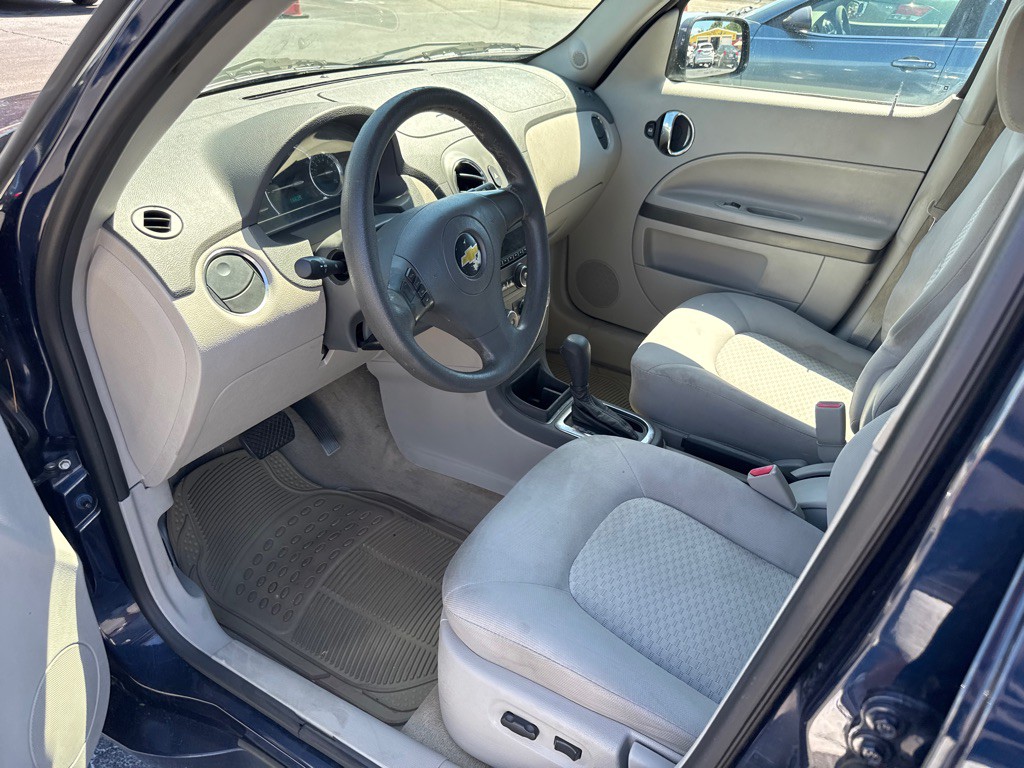 2011 Chevrolet HHR Image 5