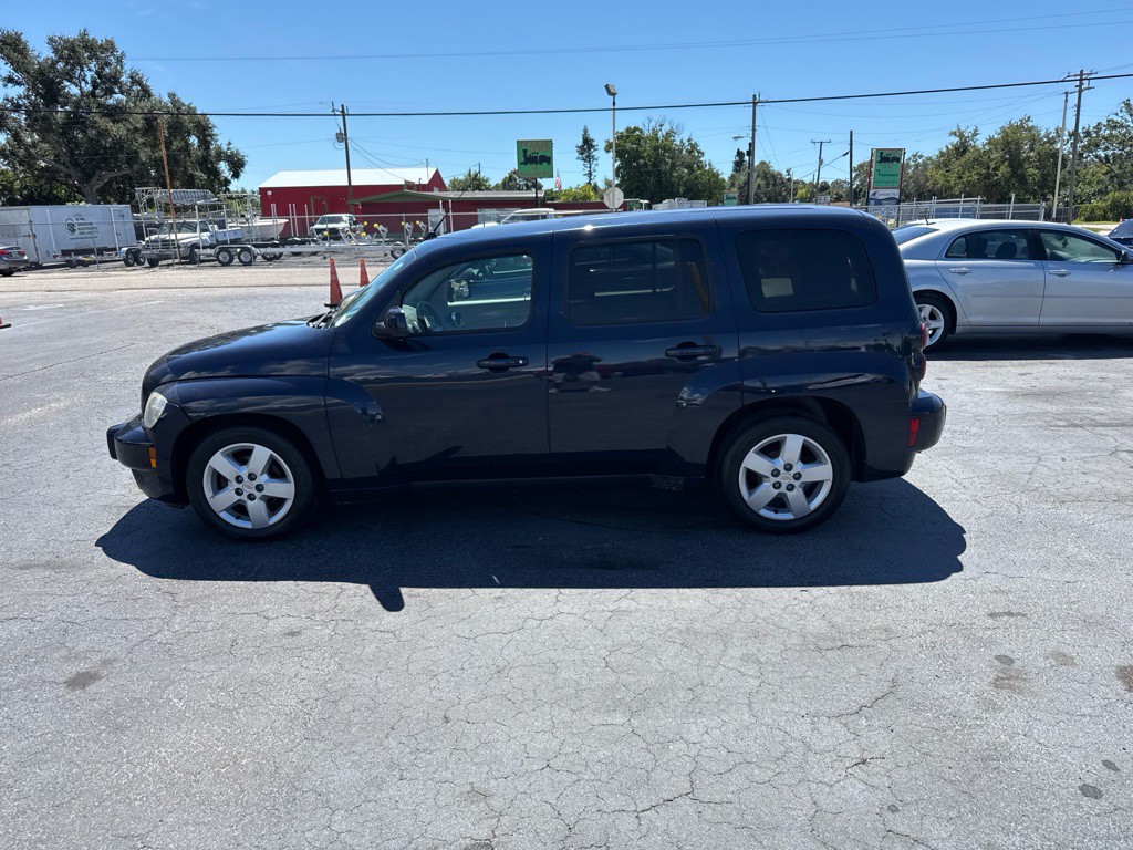 2011 Chevrolet HHR Image 12