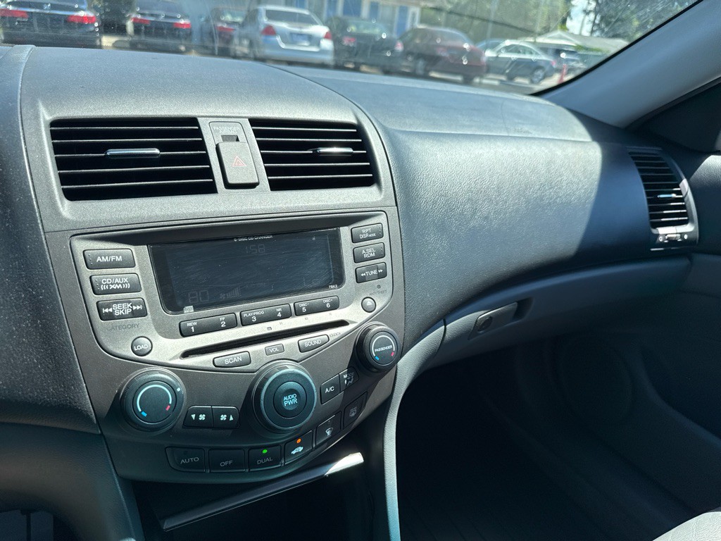 2007 Honda Accord Image 10