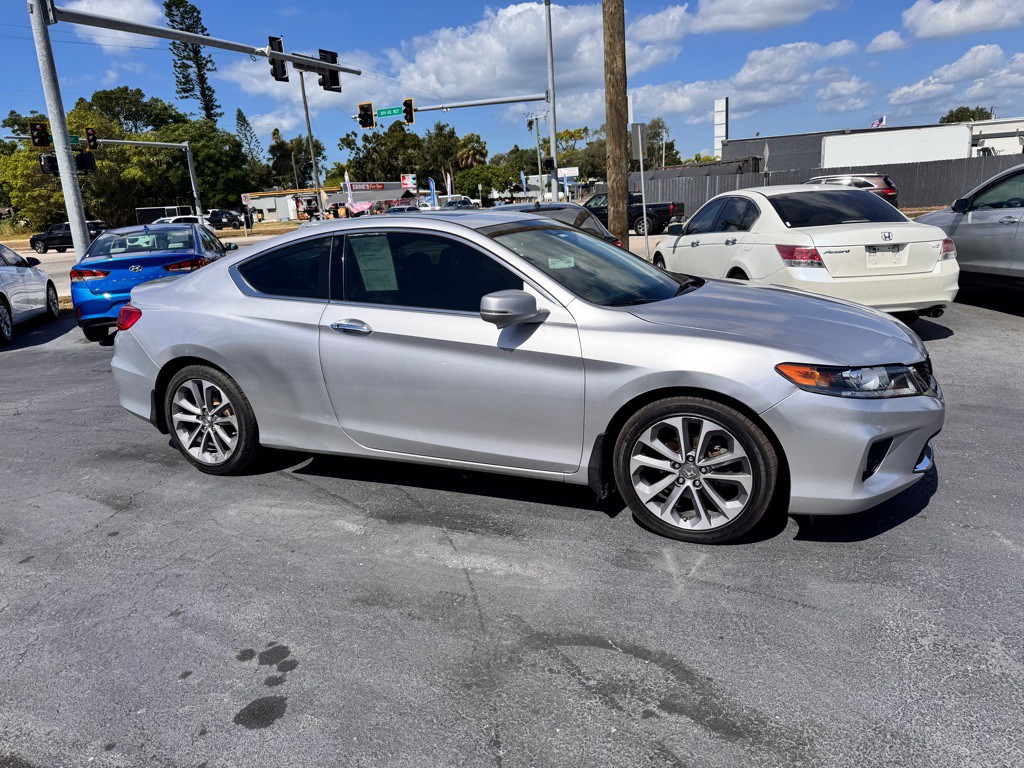 2013 Honda Accord Image 2