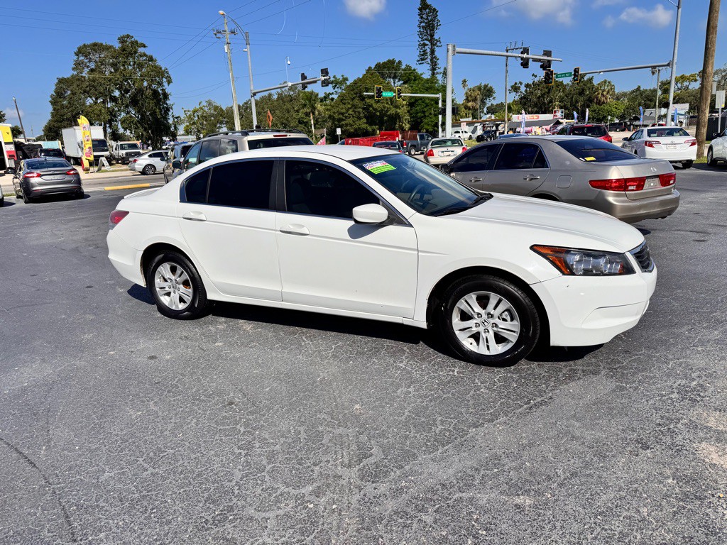 2008 Honda Accord Image 2
