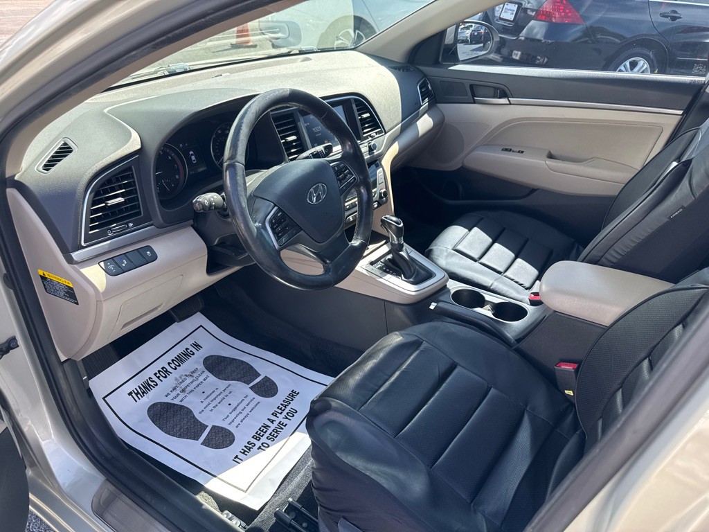 2018 Hyundai Elantra Image 11