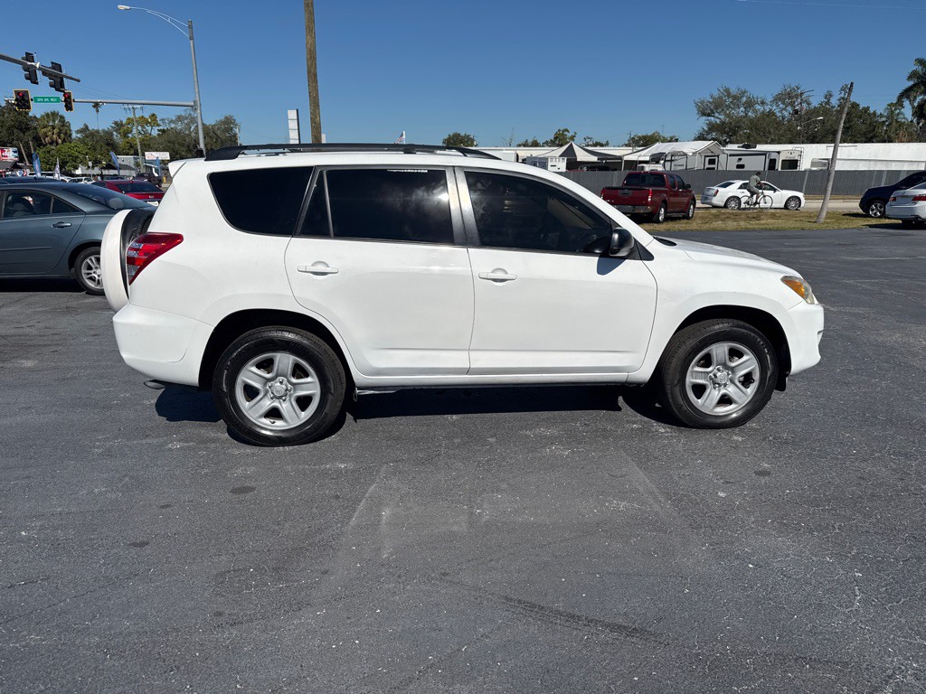 2010 Toyota Rav4 Image 9