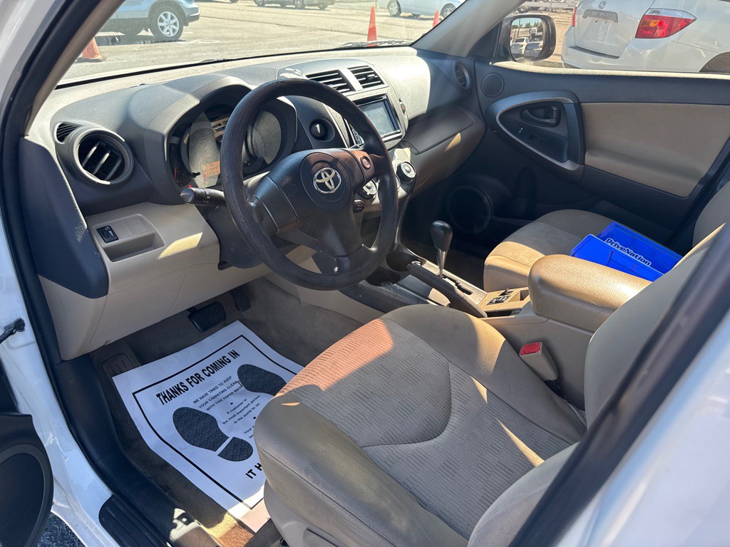 2010 Toyota Rav4 Image 10