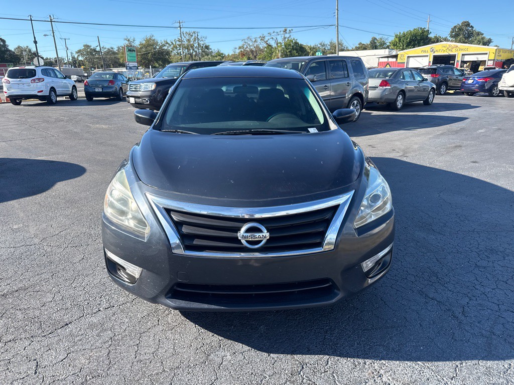 2014 Nissan Altima Image 3