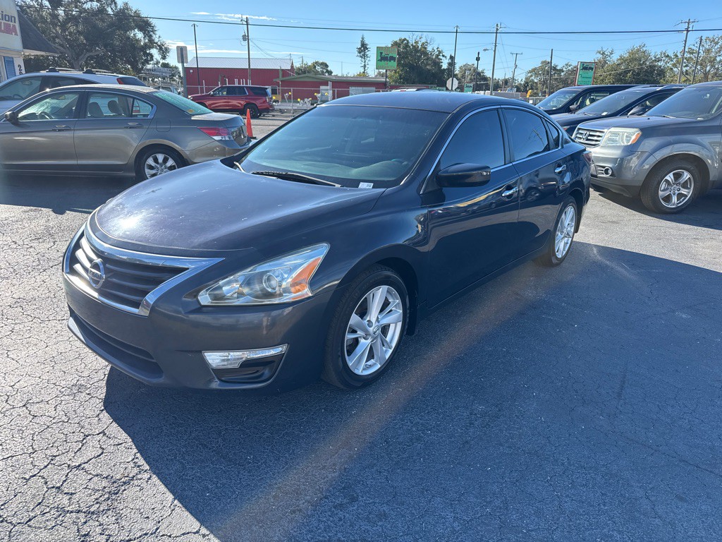 2014 Nissan Altima Image 4