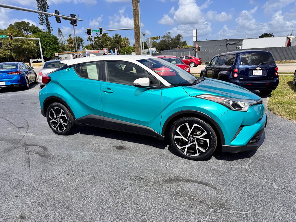 2018 Toyota C-HR Image 1