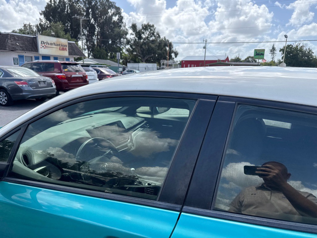 2018 Toyota C-HR Image 11