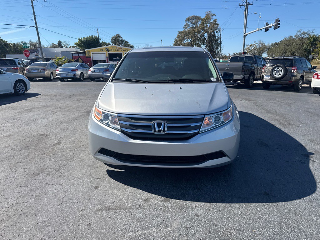 2011 Honda Odyssey Image 3