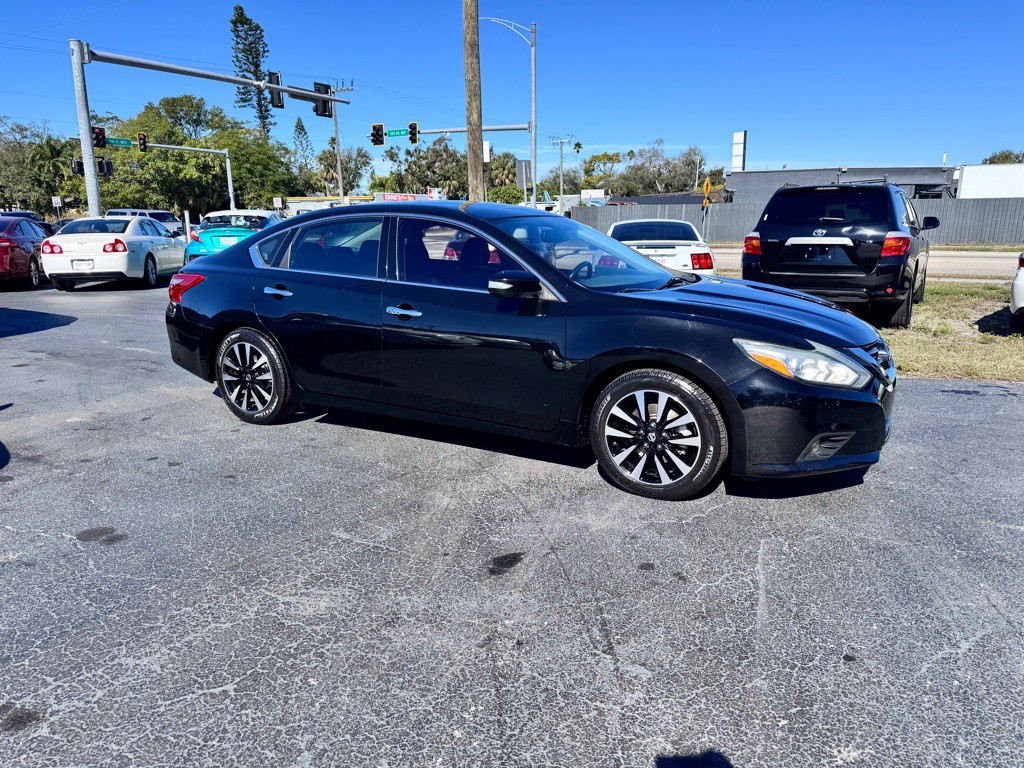 2018 Nissan Altima Image 1