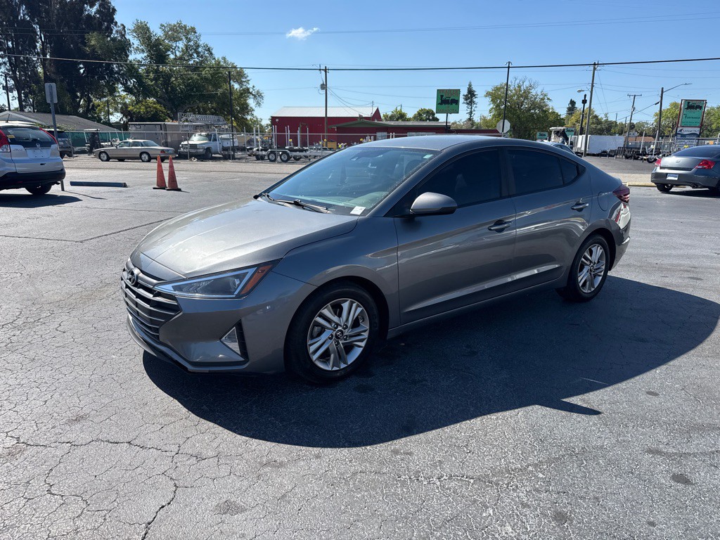 2019 Hyundai Elantra Image 4