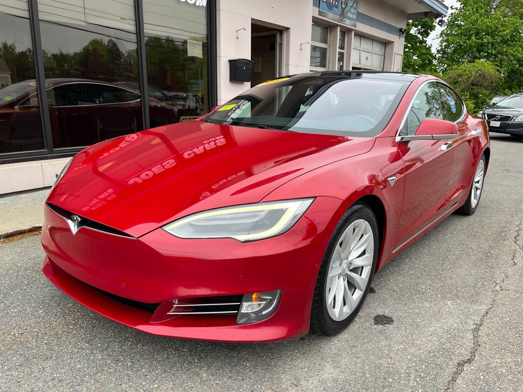 2016 Tesla Model S Image 5