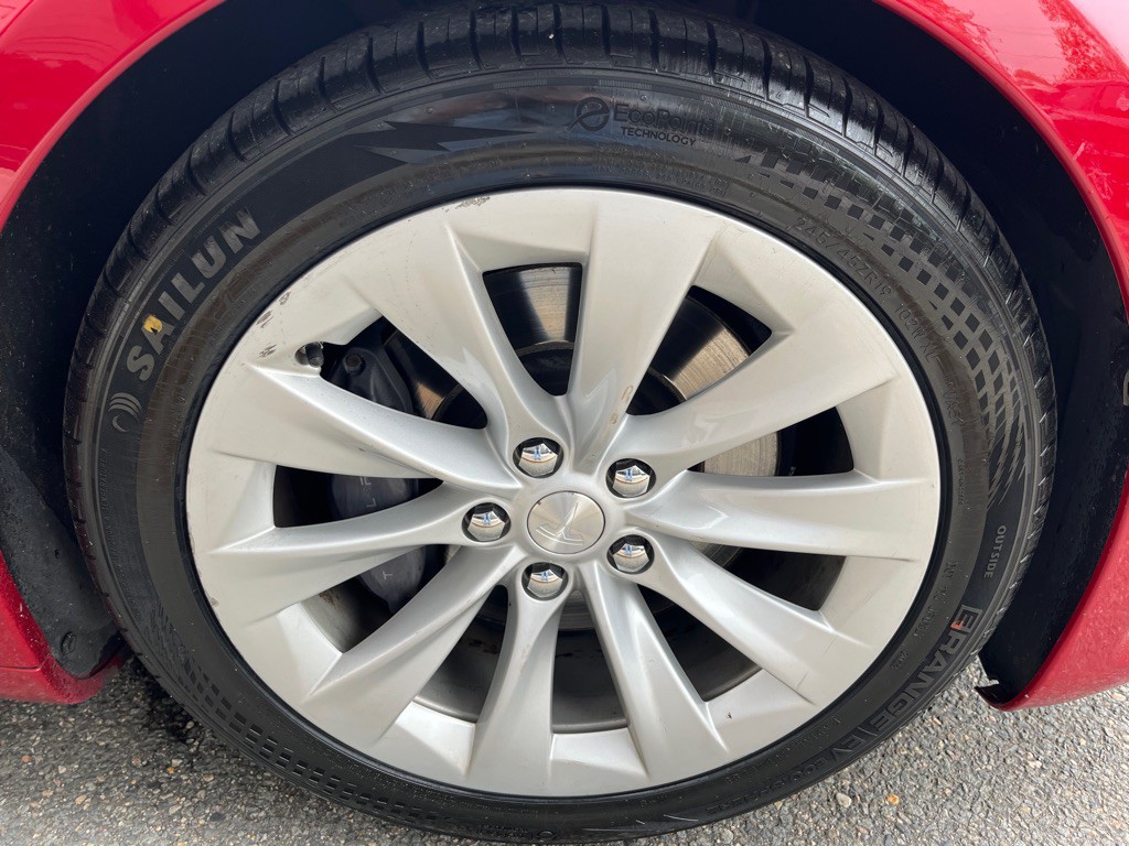 2016 Tesla Model S Image 9