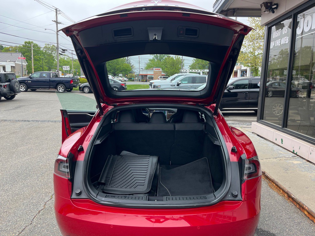 2016 Tesla Model S Image 20