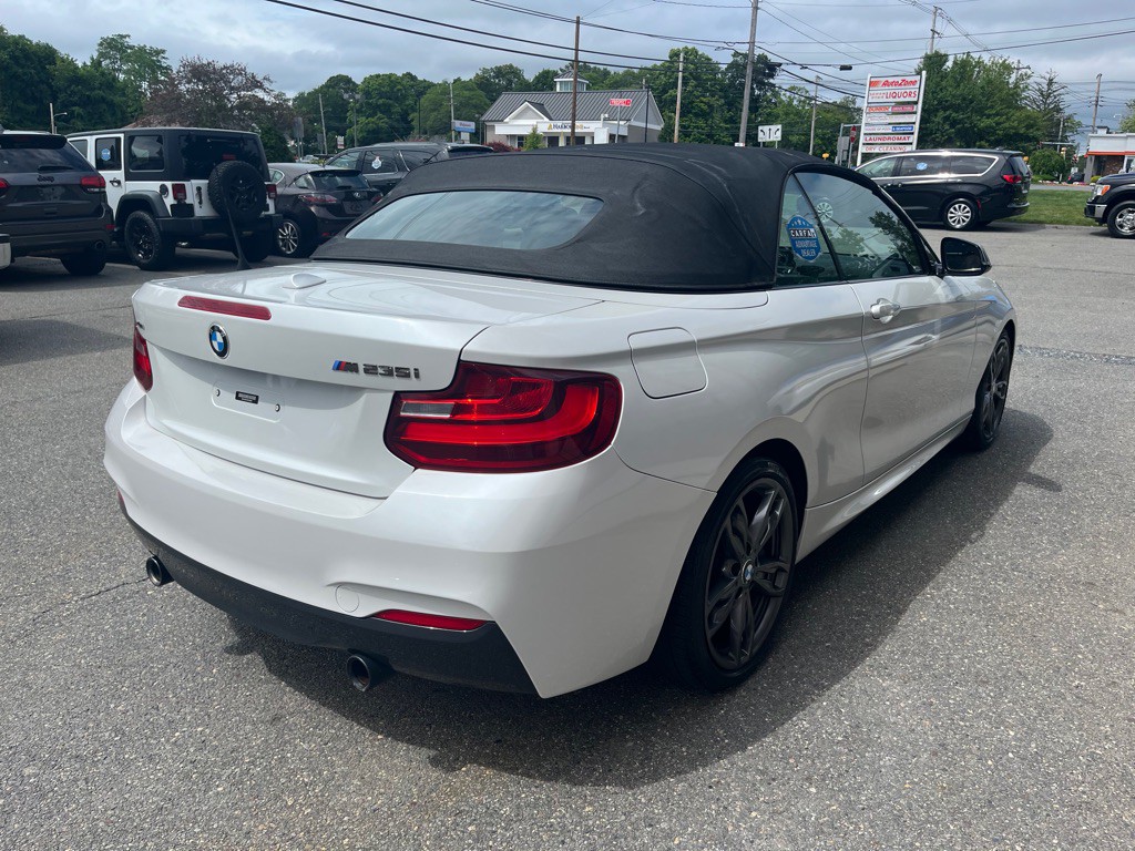 2016 BMW 2 Series Image 3